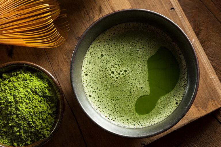 Estudo confirma as propriedades antidepressivas do chá matcha